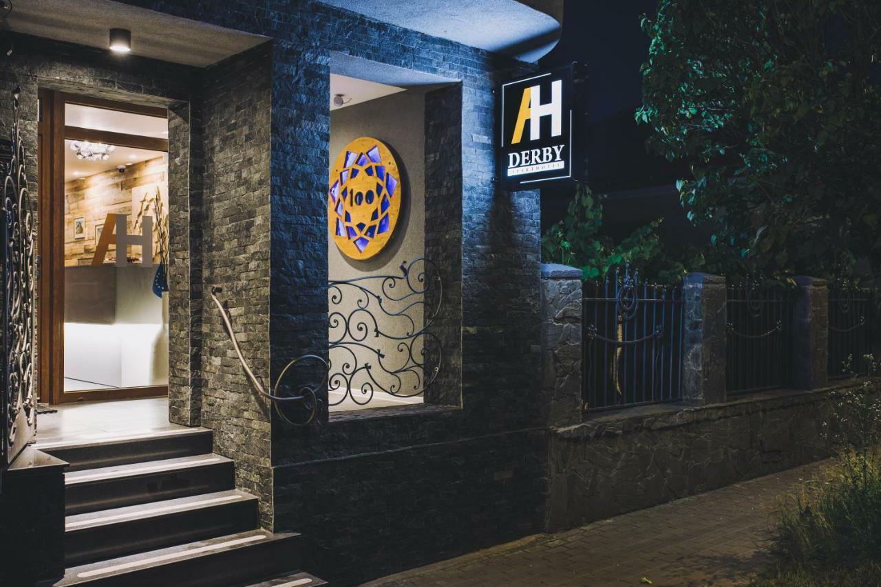 Derby Apart Hotel Alba Iulia Exterior photo