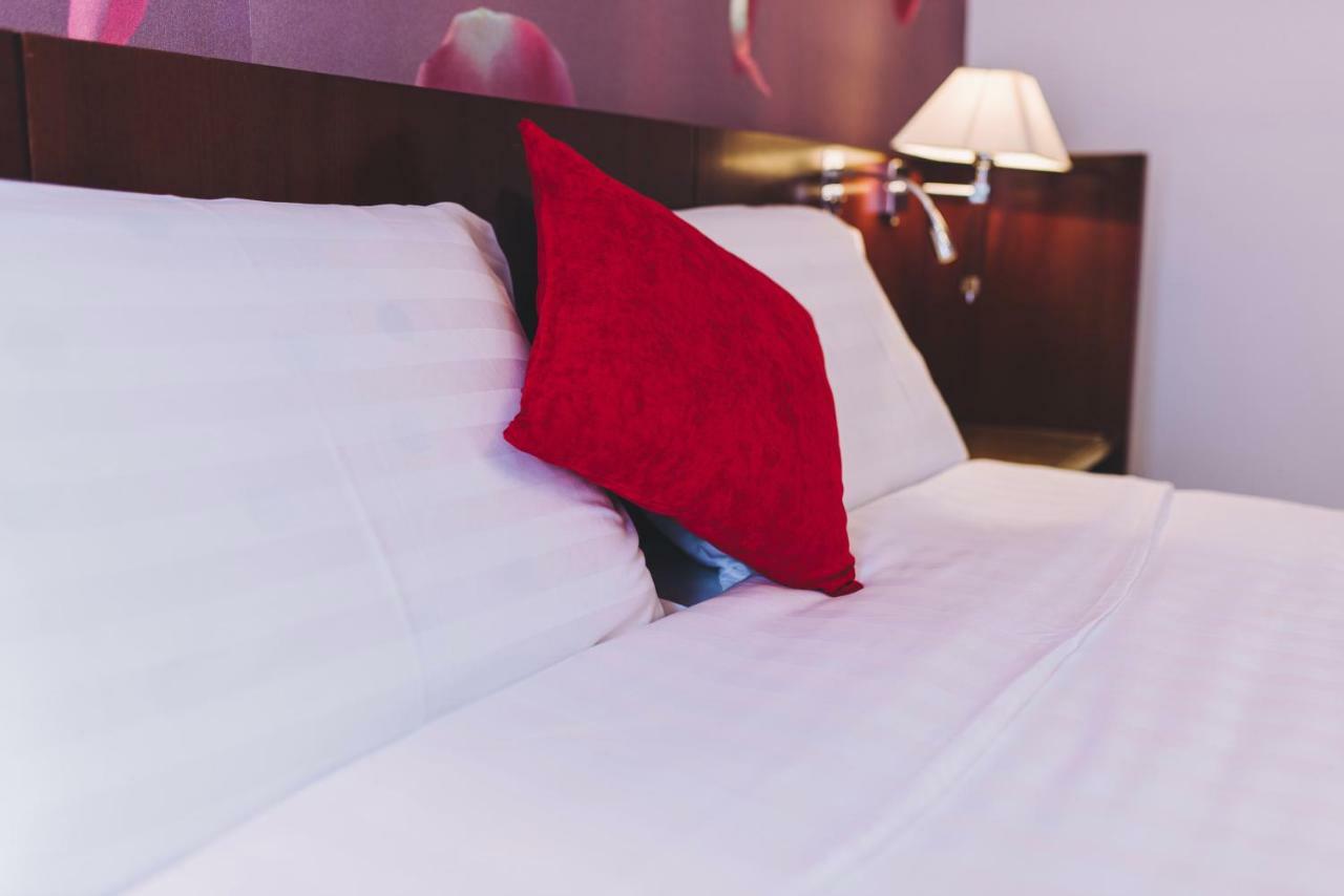 Derby Apart Hotel Alba Iulia Exterior photo